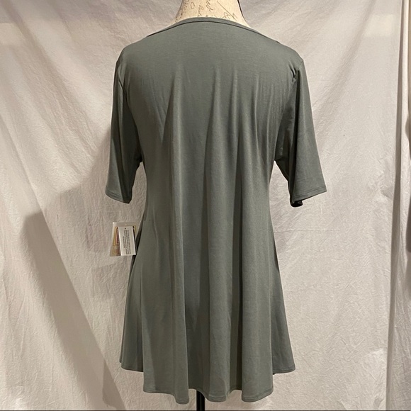 LuLaRoe Perfect T, Gray, NWT - Picture 2 of 4